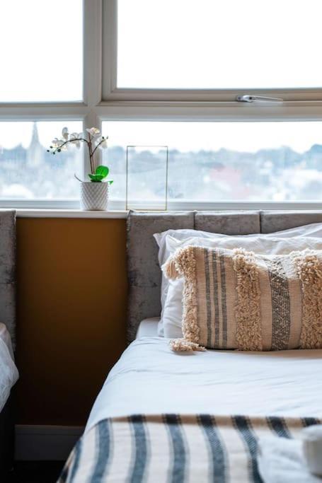 Central Maidstone Contractor Flat Экстерьер фото