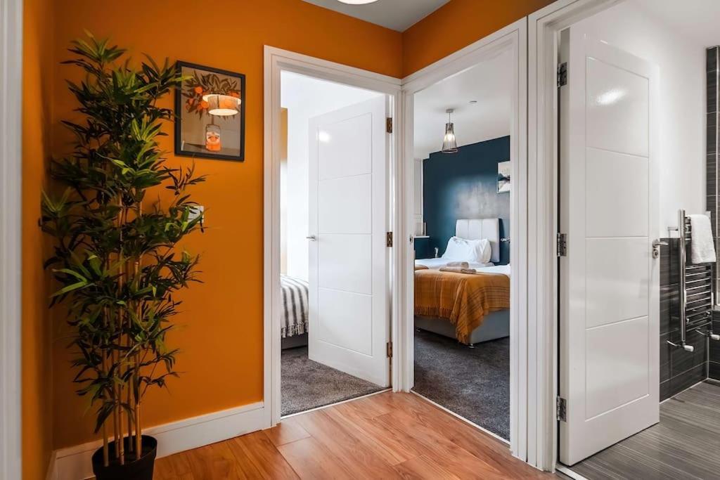 Central Maidstone Contractor Flat Экстерьер фото